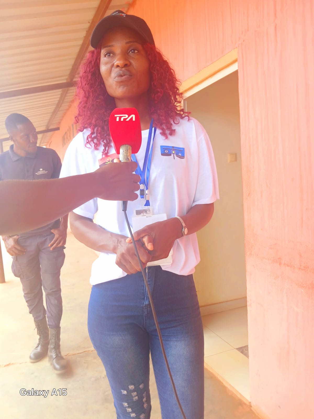 Chefe de Inserção e Reintegração das viúvas(os) e Órfãos, em entrevista exclusiva a Televisão Pública de Angola